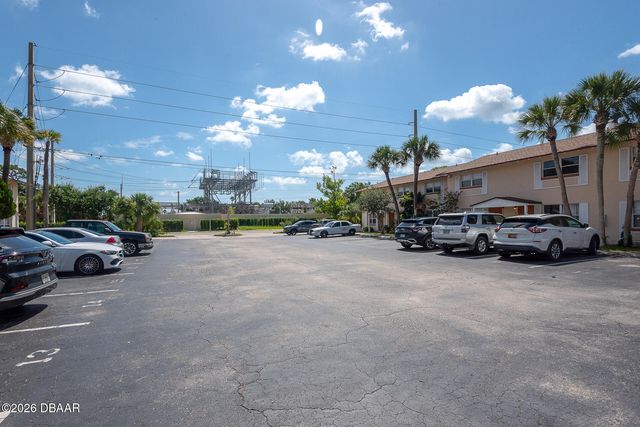 1600 S Palmetto Ave Apt 115, South Daytona, FL 32119