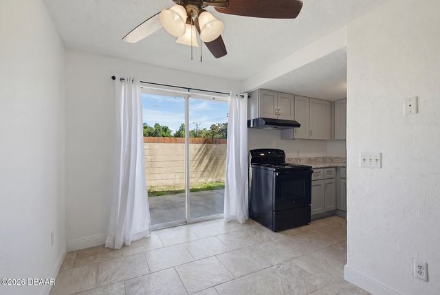 1600 S Palmetto Ave Apt 115, South Daytona, FL 32119