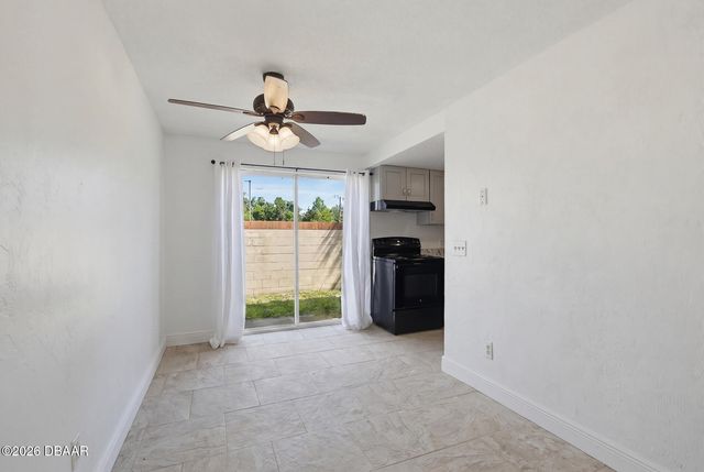 1600 S Palmetto Ave Apt 115, South Daytona, FL 32119