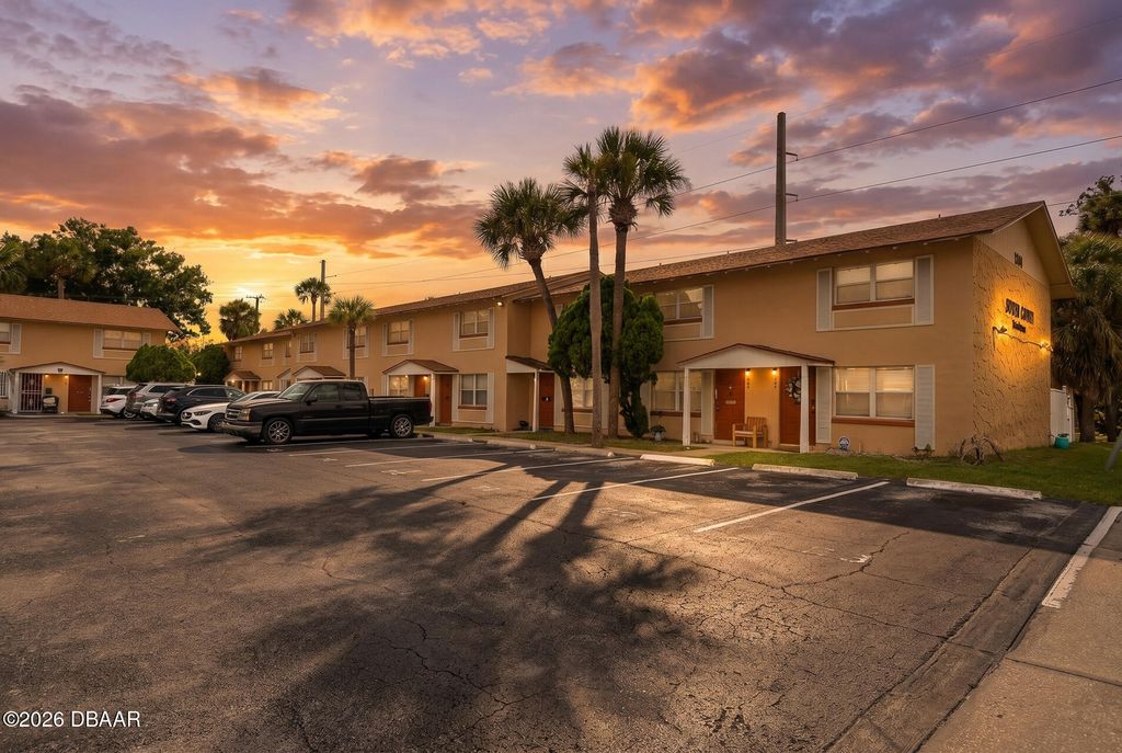 1600 S Palmetto Ave Apt 115, South Daytona, FL 32119