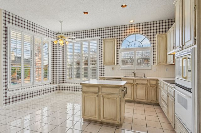 4501 Quincy Lane, Plano, TX 75024