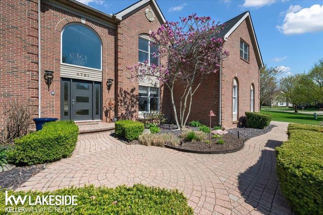 4781 Birkdale Drive, Commerce Twp, MI 48382