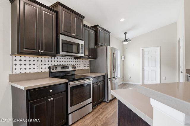 510 Fiddleleaf Circle, West Melbourne, FL 32904
