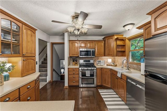 4507 E 107th Terrace, Kansas City, MO 64137