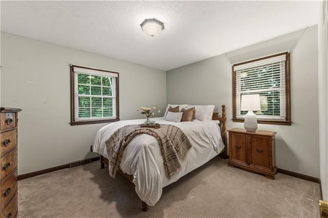 4507 E 107th Terrace, Kansas City, MO 64137