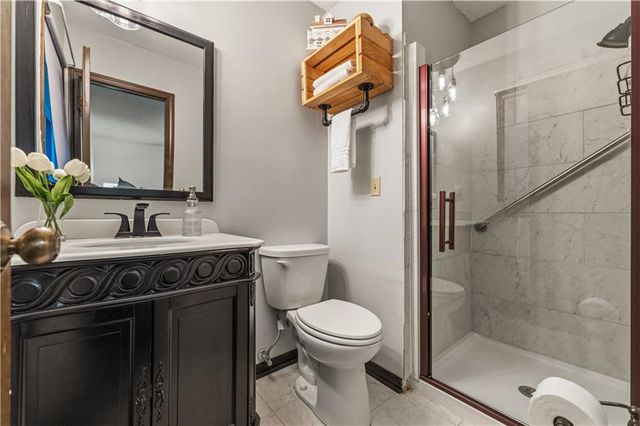 4507 E 107th Terrace, Kansas City, MO 64137