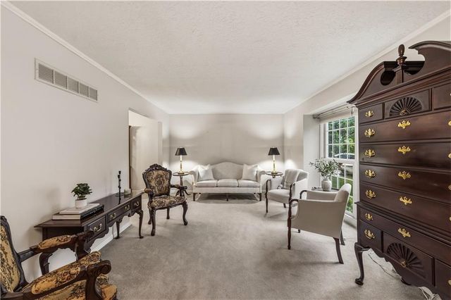 4507 E 107th Terrace, Kansas City, MO 64137