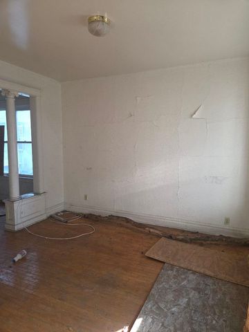 12341 S PARNELL Avenue, Chicago, IL 60628