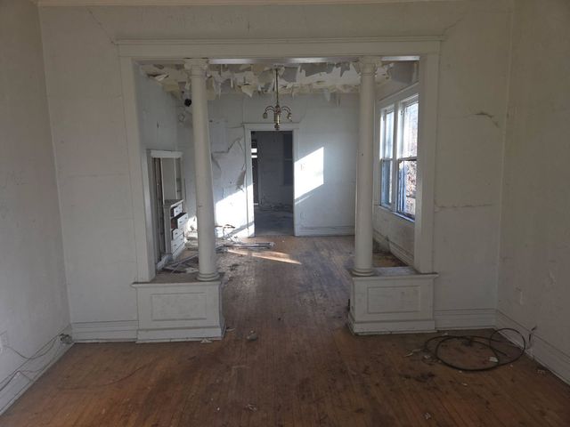 12341 S PARNELL Avenue, Chicago, IL 60628