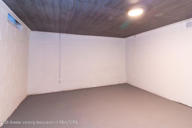 717 Smith Avenue, Lansing, MI 48910