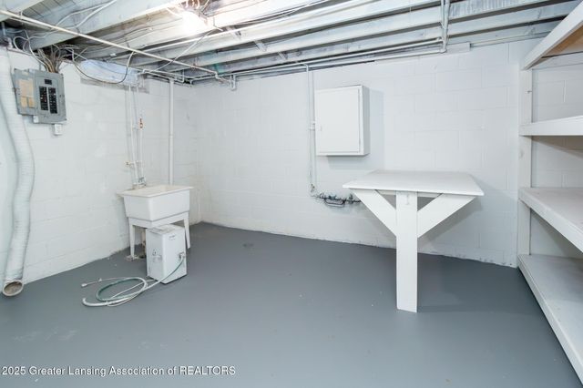 717 Smith Avenue, Lansing, MI 48910