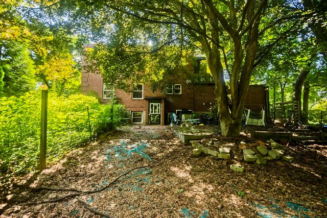 95 Craiwell Ave, West Springfield, MA 01104