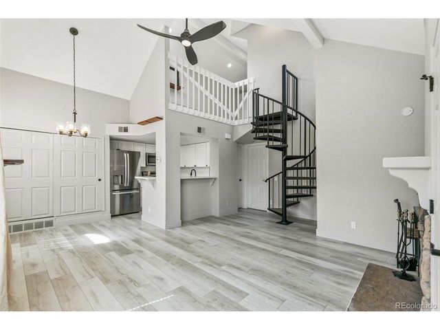 8341 S Upham Way 209, Littleton, CO 80128