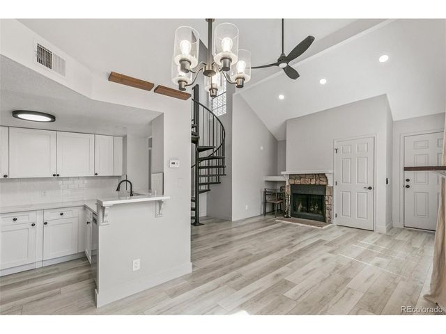8341 S Upham Way 209, Littleton, CO 80128
