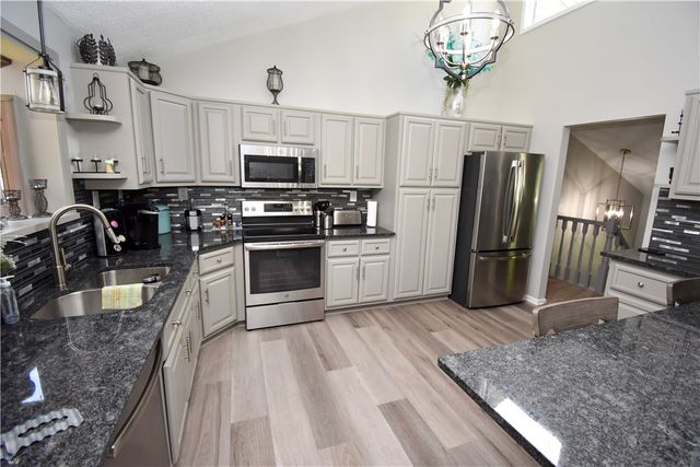 10 Piper Avenue, East Bethlehem, PA 15322