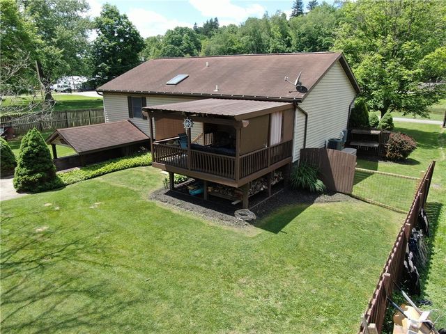 10 Piper Avenue, East Bethlehem, PA 15322