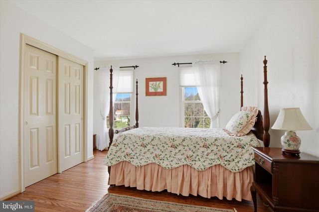 1307 JAINE LN, Chester Springs, PA 19425