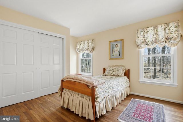 1307 JAINE LN, Chester Springs, PA 19425