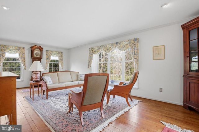 1307 JAINE LN, Chester Springs, PA 19425