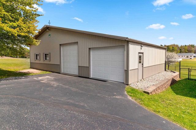 568 N NASH STREET, Hortonville, WI 54944
