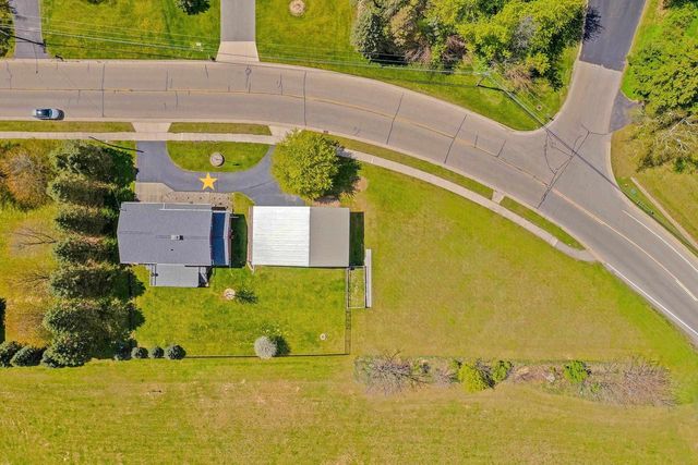 568 N NASH STREET, Hortonville, WI 54944