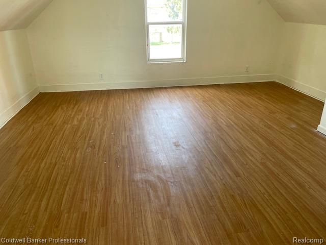 105 S Court Street, Lapeer, MI 48446