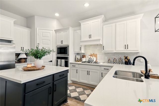 112 Rosemary Court, Bastrop, TX 78602