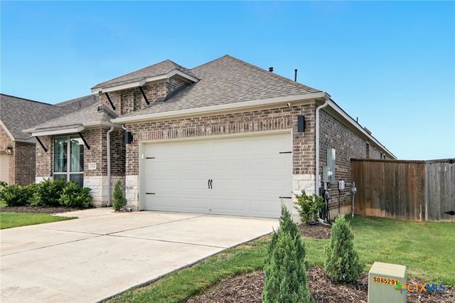 112 Rosemary Court, Bastrop, TX 78602