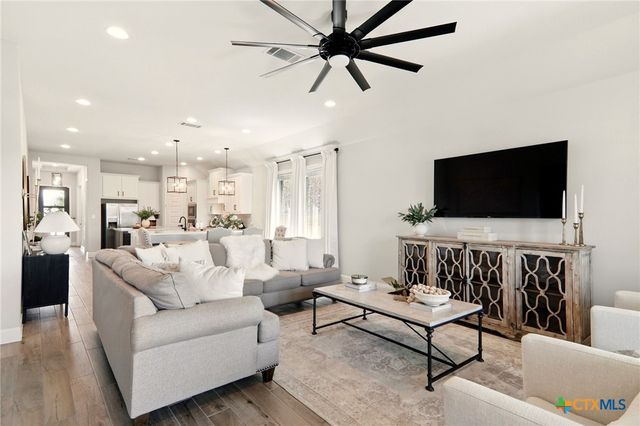 112 Rosemary Court, Bastrop, TX 78602