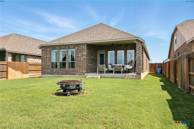 112 Rosemary Court, Bastrop, TX 78602