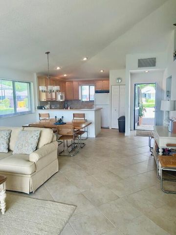 311 Club Drive, Palm Beach Gardens, FL 33418