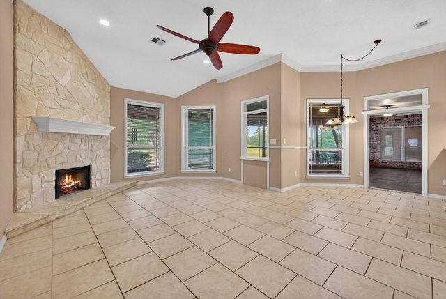3208 Stampede Drive, Bryan, TX 77808