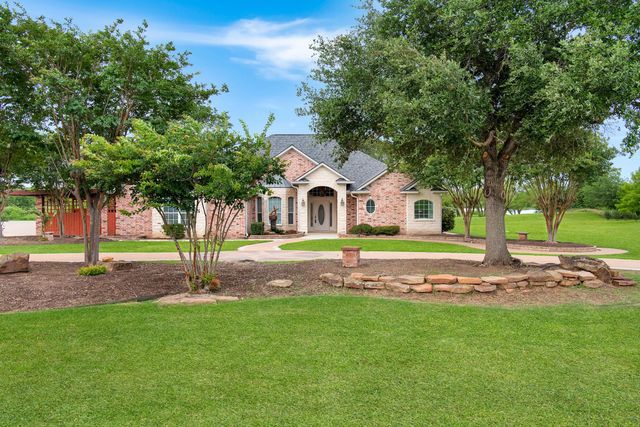 3208 Stampede Drive, Bryan, TX 77808