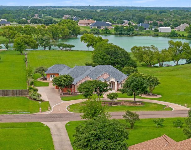 3208 Stampede Drive, Bryan, TX 77808