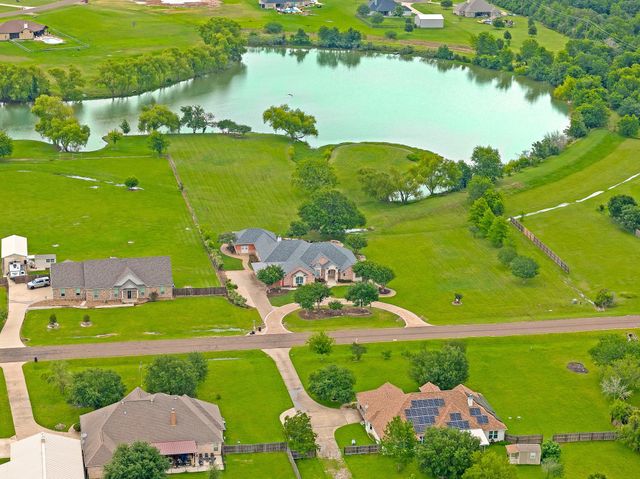 3208 Stampede Drive, Bryan, TX 77808