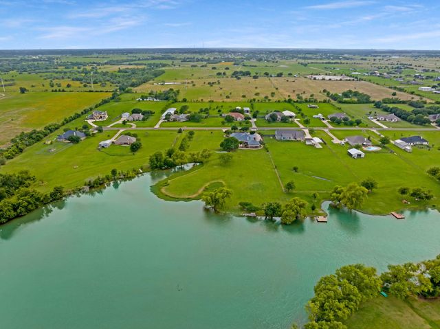 3208 Stampede Drive, Bryan, TX 77808
