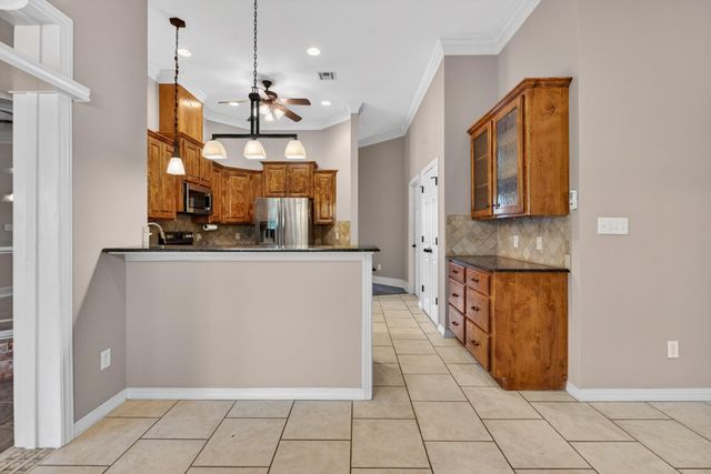 3208 Stampede Drive, Bryan, TX 77808