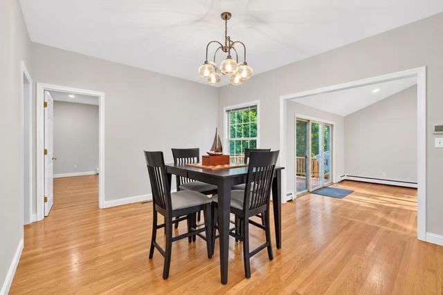 76 Mclean St, Wellesley, MA 02481
