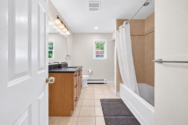 76 Mclean St, Wellesley, MA 02481