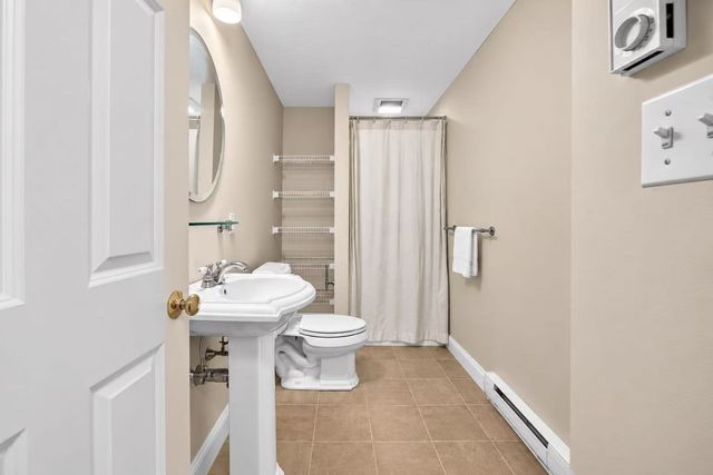 76 Mclean St, Wellesley, MA 02481