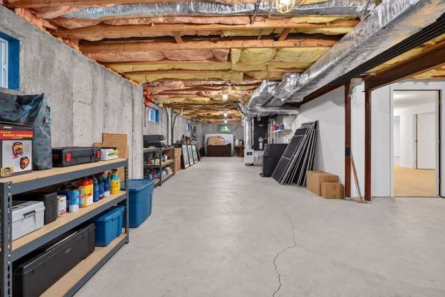 76 Mclean St, Wellesley, MA 02481