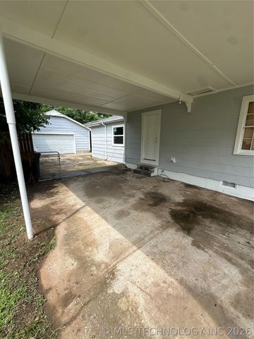 4933 W 2nd Street, Tulsa, OK 74127