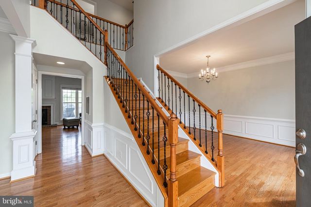 8170 DOUGLAS FIR DR, Lorton, VA 22079