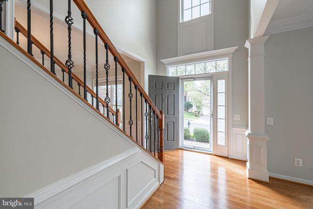8170 DOUGLAS FIR DR, Lorton, VA 22079