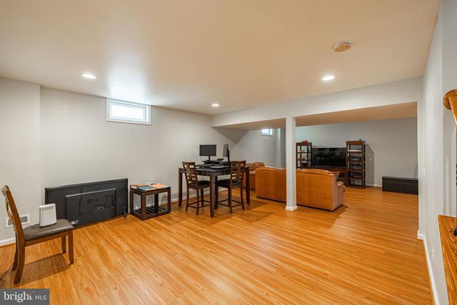 8170 DOUGLAS FIR DR, Lorton, VA 22079