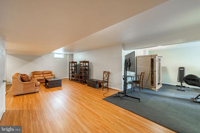 8170 DOUGLAS FIR DR, Lorton, VA 22079