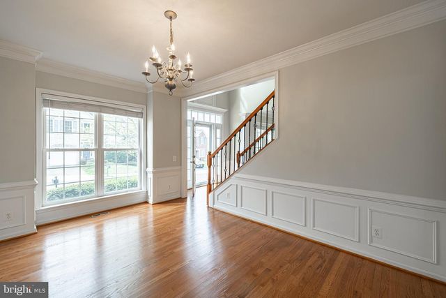 8170 DOUGLAS FIR DR, Lorton, VA 22079