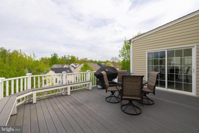 8170 DOUGLAS FIR DR, Lorton, VA 22079
