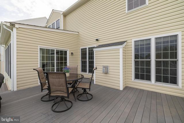 8170 DOUGLAS FIR DR, Lorton, VA 22079
