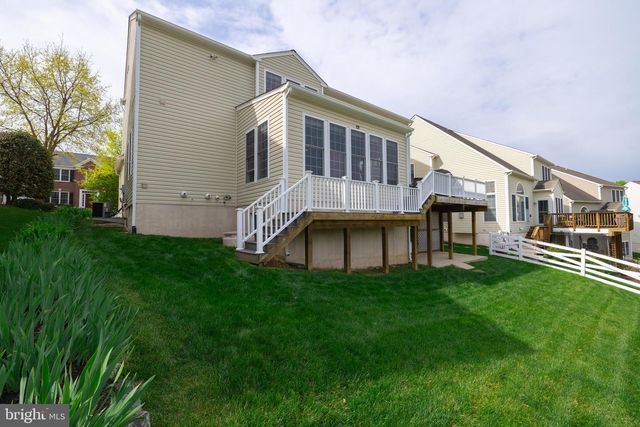 8170 DOUGLAS FIR DR, Lorton, VA 22079